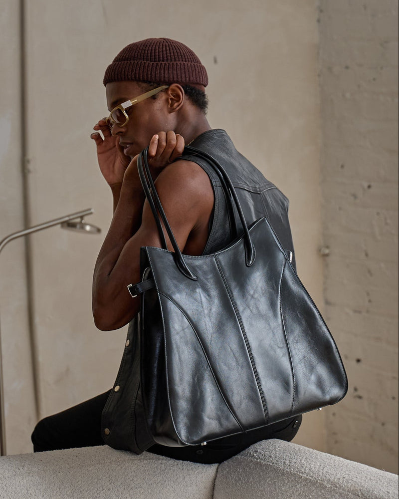 CONTOUR CARRYALL in Blackberry Noir